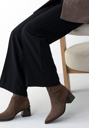 Paul Green, PAUL GREEN DAMEN - STIEFELETTEN 8314-003 BRAUN 36 - Ankle Boot - braun