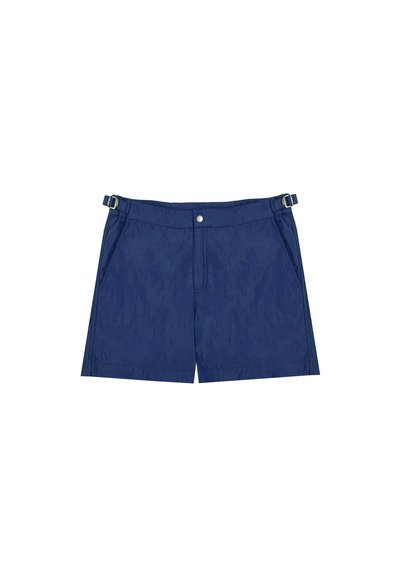 Navyblaue Badehose aus leichtem Material, mit flachem Frontteil und Knopf, seitlichen Taschen und verstellbaren Schnallenriemen.