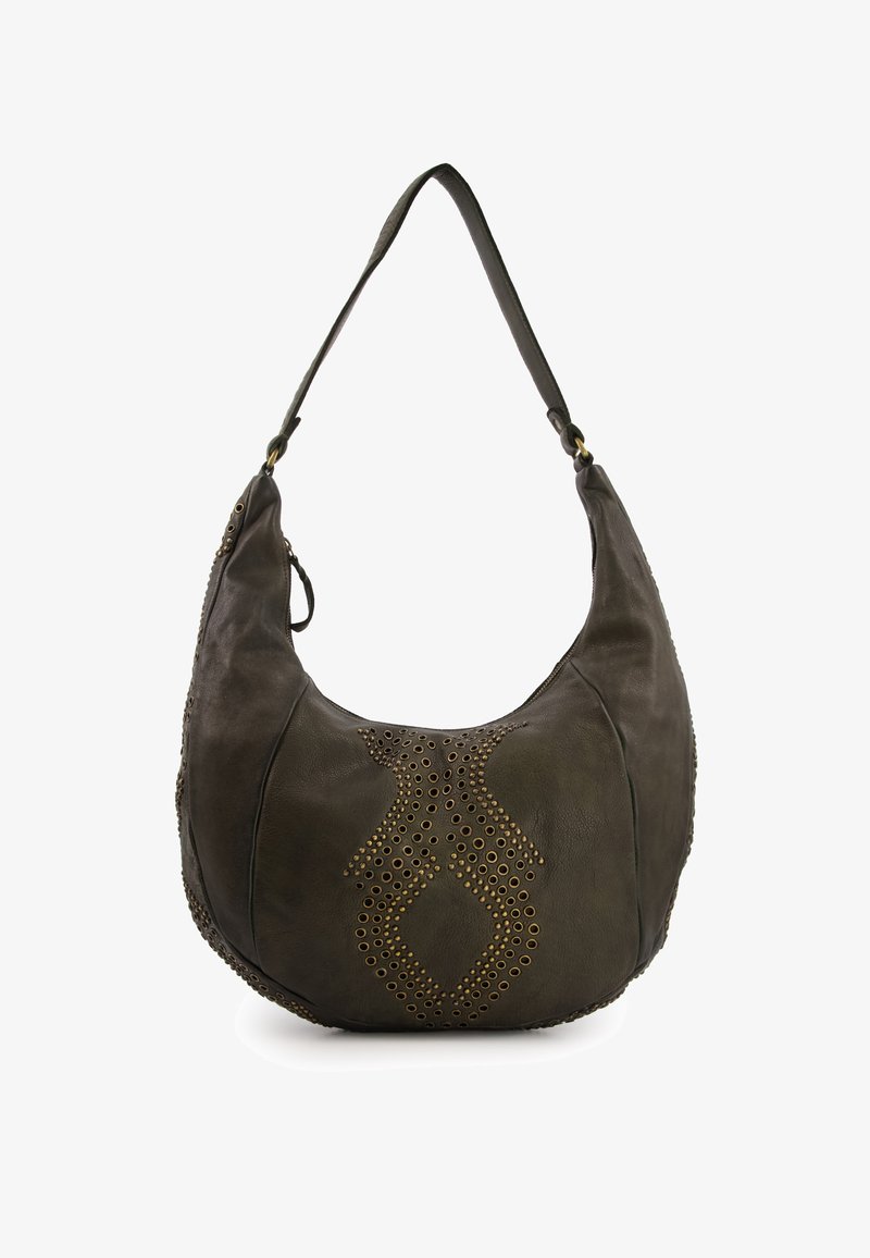 Dunkelgrüne Leder-Hobo-Tasche mit abgerundeter Form, die vorne mit goldenen, kreisförmigen Nieten in einem Diamantmuster verziert ist.