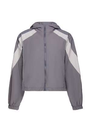 Giacca grigia con cappuccio con strisce diagonali bianche su spalle e maniche, zip frontale e polsini elasticizzati sulle maniche lunghe.