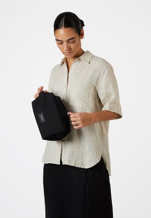 Sandqvist JUSTIN UNISEX - Neceser - black