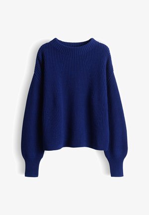 Maglione blu navy lavorato a maglia con una texture a coste, scollo rotondo e spalle scese. Presenta motivi diagonali lungo il corpo e le maniche.