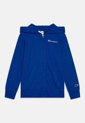 Sweat à capuche bleu à fermeture éclair intégrale avec poches avant, logo Champion sur la poitrine gauche et le poignet gauche, et une capuche attachée.
