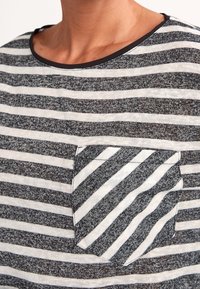 comma casual identity Langarmshirt - black