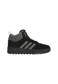 Zapatillas altas en negro y gris con parte superior de ante y textil, tres rayas grises, cordones redondos y suela de goma texturizada.