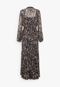 Långärmad klänning i ankellängd med brunt och svart abstrakt leopardmönster samt genomskinligt tyg, samlad midja och svängig kjol.