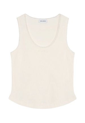 Camiseta sin mangas acanalada de color crema con escote redondo y delicado ribete de encaje alrededor de los bordes, etiquetada con "OH APRIL" en el interior del cuello.