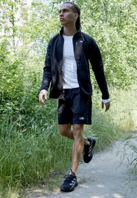 The North Face Lauko šortai - black