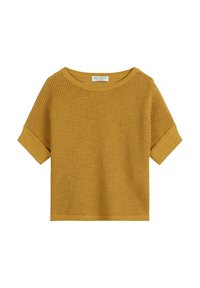 Suéter de punto amarillo mostaza de manga corta con un corte holgado, tejido texturizado, cuello y puños de canalé. Etiqueta de marca hecha a mano visible.