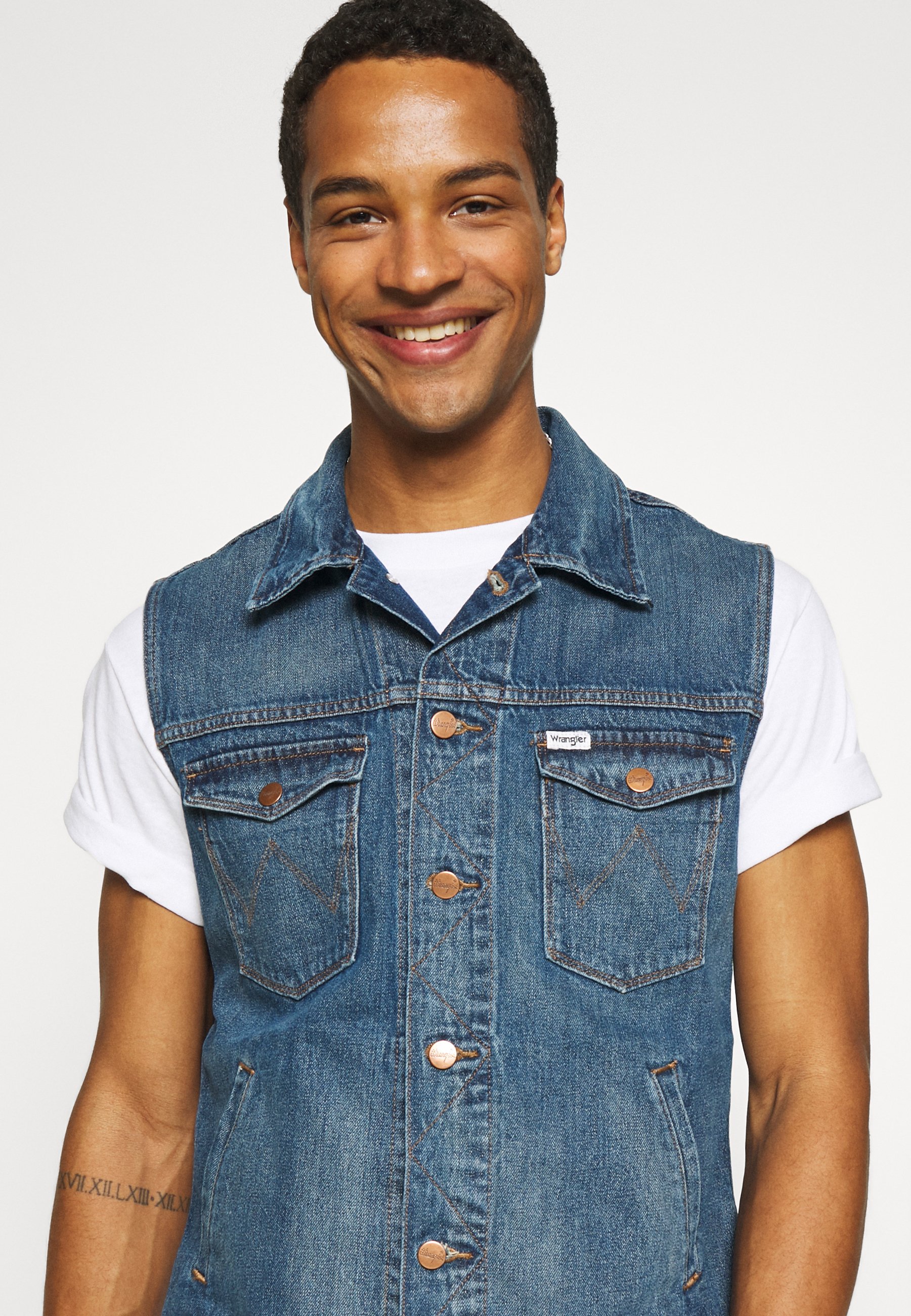 Wrangler VEST - Waistcoat - lite blue 