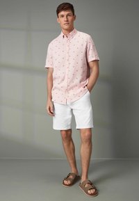 Next SHORT SLEEVE REGULAR FIT - Skjorter - pink