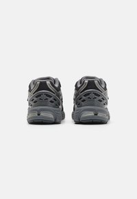 New Balance 1906 - Baskets basses - black/silver
