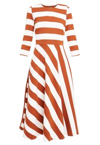 Robe rayée orange rouille et blanche avec des manches trois-quarts, un col rond, une taille cintrée et une jupe midi évasée.