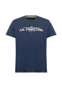 Mörkblå t-shirt med kort ärm med vit "La Martina Buenos Aires 1985" logotyp centrerad på bröstet.