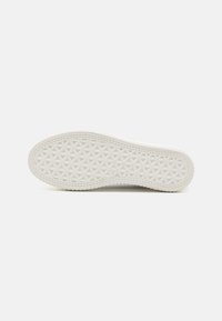 Even&Odd Wide Fit Baskets basses - taupe
