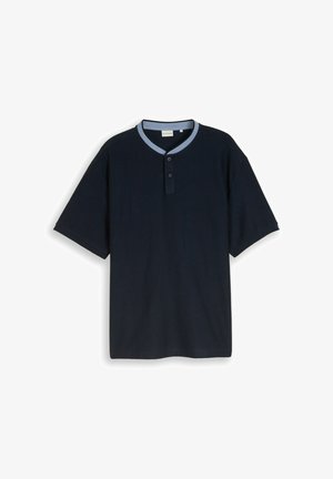 TOM TAILOR, TOM TAILOR POLOSHIRTS PLUS SIZE - POLOSHIRT MIT STEHKRAGEN - T-shirt basic - sky captain blue