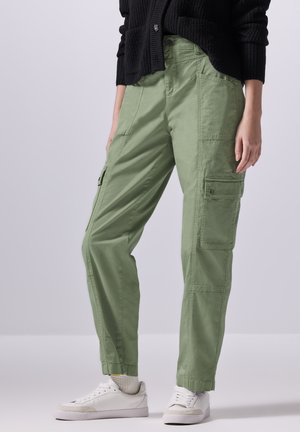 Pantaloni cargo - grün