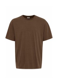 Camiseta de algodón marrón con cuello redondo, mangas cortas y un pequeño logotipo circular en relieve en la parte izquierda del pecho. Diseño sencillo.