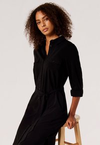 Apricot UTILITY  - Blusenkleid - black