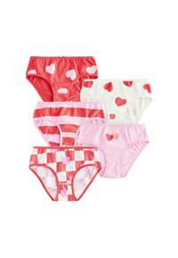 Fünf Paar Mädchenslips in Rot, Pink und Weiß, mit Herzmotiven, Streifen und einem karierten Muster, verziert mit dekorativen Schleifen.