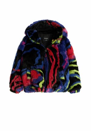 Faux-Fur-Jacke mit einem mehrfarbigen Muster und schwarzen, roten, blauen und grünen Akzenten. Mit einem Reißverschluss vorne und einer Kapuze. Strukturierte Oberfläche.