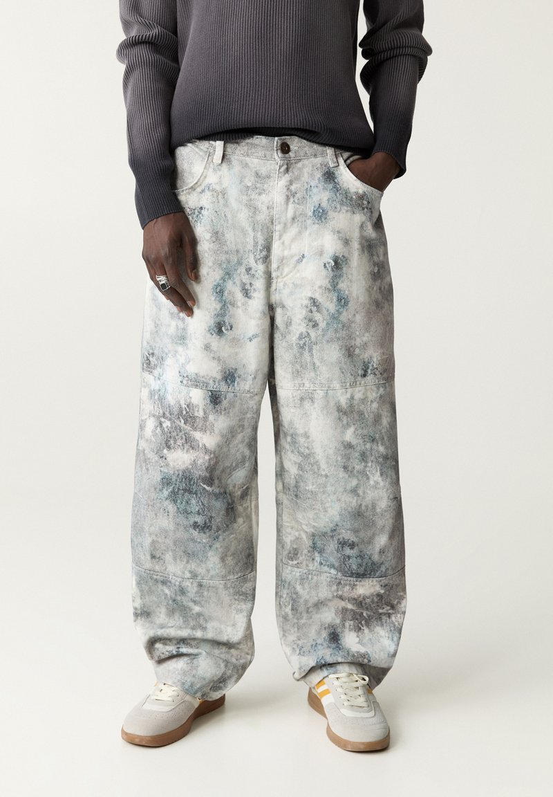 PULL&BEAR - GRAFFITI SKATER - Pantaloni - grey, Ingrandire