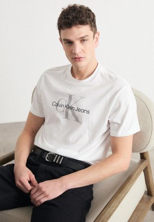 HERO MONOGRAM TEE - T-shirt print - brilliant white