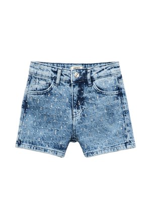 Shorts de mezclilla en azul claro con un patrón texturizado y lentejuelas plateadas dispersas. Cuenta con bolsillos frontales, cierre de botón y un dobladillo recto.