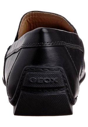 Geox, Mokasyny