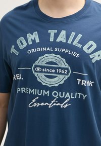 TOM TAILOR PLUS - MIT LOGO - T-shirt print - nighttime blue