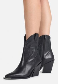 NEW KOLE - High heeled ankle boots - black