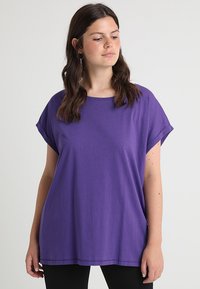 Urban Classics Women's Ladies Extended Shoulder Tee Basic Capsleeves, Shortsleeve T-Shirt Top with Crew Neck, Blue Purple, L : Buy Online at Best Price in KSA - Souq is now