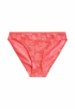 Coralowy dół bikini z kwiatowym wzorem koronkowym, gładką fakturą tkaniny i średnim stanem. Elastyczny pas zapewnia rozciągliwość.