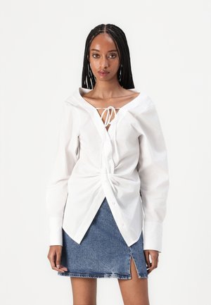 Good American Μπλούζα - white