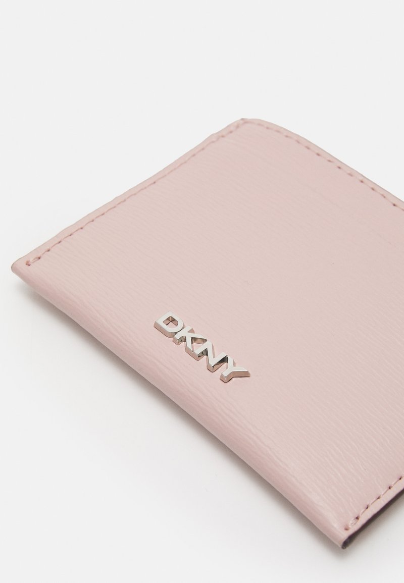 Damen Geldbörsen | DKNY BRYANT CARD HOLDER Geldbörse pink - BY76382 Damen Geldbörsen | DKNY BRYANT CARD HOLDER Geldbörse pink - BY76382