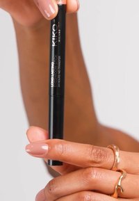 Immagine in miniatura 2