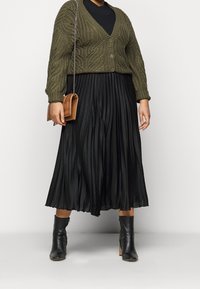 Persona by Marina Rinaldi A-linjekjol - black