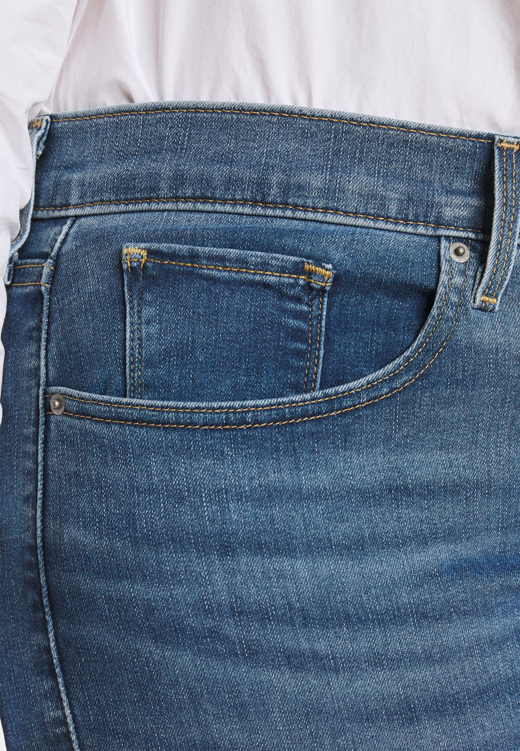 shaping jeans bootcut