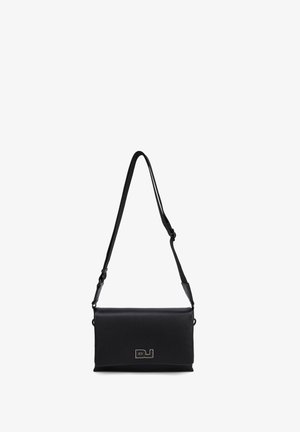 Sac bandoulière rectangulaire en cuir noir avec bandoulière réglable et logo DJ argenté sur le rabat avant.