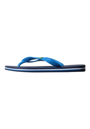 Tongs bleu et bleu marine avec bride entre les orteils et bande blanche sur la semelle, vues de côté sur fond blanc.