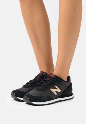 New Balance, Baskets basses - black