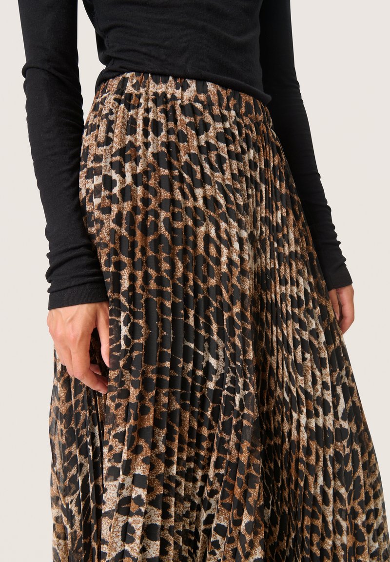 Jupe midi en imprimé animal - Femme | MANGO Madagascar