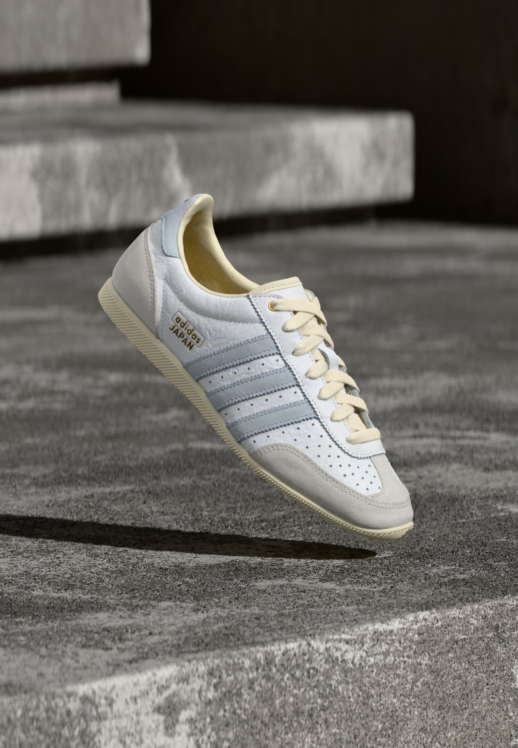 adidas Originals JAPAN - Trainers - footwear white/crystal sky/gold-coloured  metallic/white - Zalando.co.uk