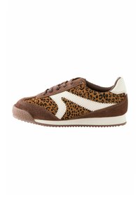 Brown leopard-print sneakers with suede and leather materials, featuring a white zigzag design, round laces, and textured rubber sole.