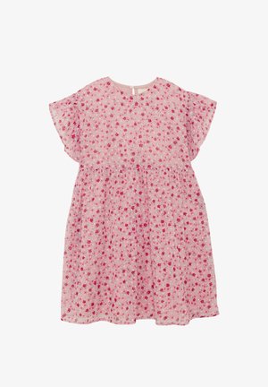 Robe rose à manches courtes avec des manches à volants, présentant un petit motif floral rouge et rose foncé et une taille froncée.
