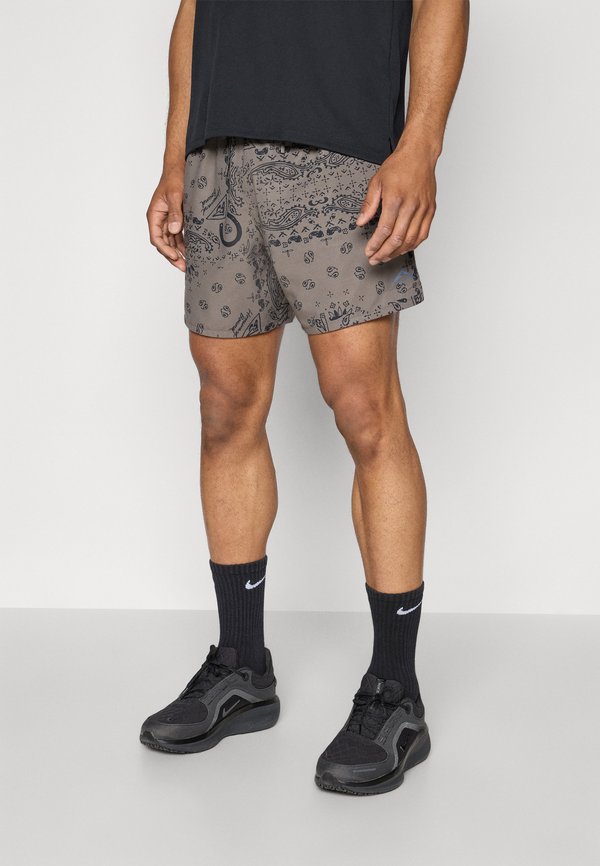 TRAIL - Sports shorts