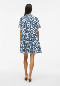 VILA MINI VIMERLE V-AUSSCHNITT - Vestito casual - cloud dancer