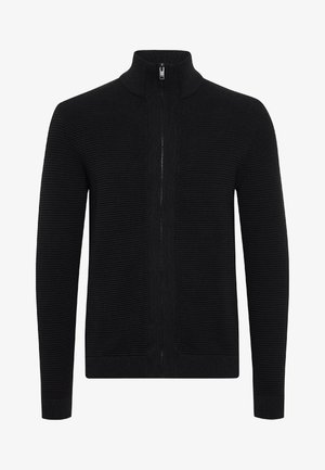 Černý pletený svetr na zip s žebrovanou texturou, dlouhými rukávy, stojáčkovým límcem a přiléhavými manžetami a lemem.