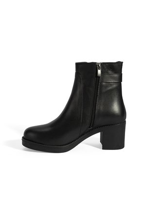 Lage laarzen - black