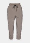 PANT CARGO - Trainingsbroek - cave stone/black